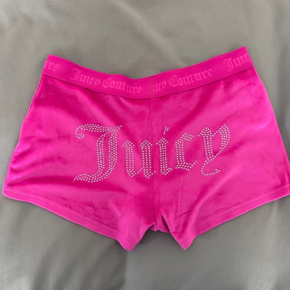 Juicy Couture Y2K shorts rhinestone medium